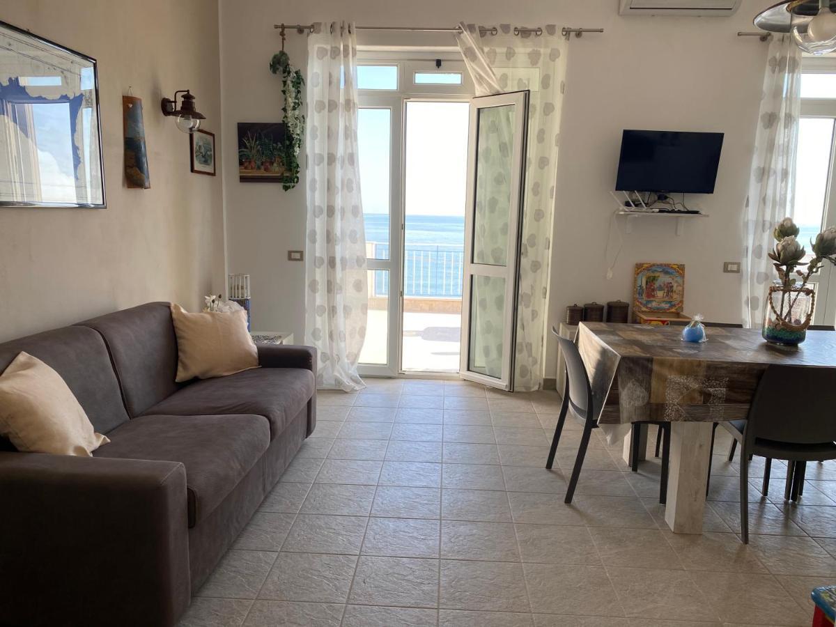 Villa Gloria Intero Alloggio Sulla Spiaggia 8 Posti Letto 15 Minuti Da Palermo E 35 Da Cefalu Casteldaccia Εξωτερικό φωτογραφία